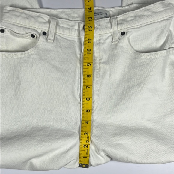 Abercrombie & Fitch Ultra High Rise Kick Flare White Denim Sz 30/10R - Picture 7 of 11